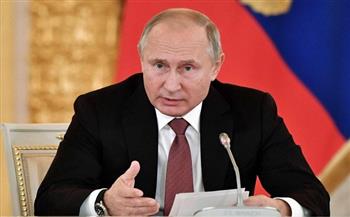 بوتين يلتقي نزارباييف ويشكره على فكرة تأسيس تكتل اقتصادي 