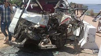 إصابة 12 شخصا في حادث تصادم سيارة ملاكي