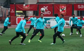 قسيمة قوية بين لاعبي الأهلي استعدادا للرجاء المغربي