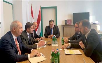 بحث الفرص الاستثمار بالمنطقة الاقتصادية لقناة السويس مع مسئولى وزارة التجارة المجرية