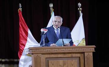 محافظ الجيزة: الدولة المصرية تضرب بيد من حديد لمواجهة الفساد