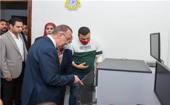 محافظ الإسكندرية يتفقد وحدة السجلات الإلكترونية والميكروفيلم بالديوان العام