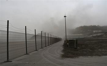 رماد كثيف يغطي جزيرة سانت فنسنت بعد انفجار بركان