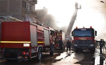حريق هائل في الشيخ زايد.. والحماية المدنية تدفع بـ3 سيارات إطفاء 