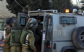 الاحتلال الإسرائيلي يعتقل أسيرًا محررًا من مخيم طولكرم