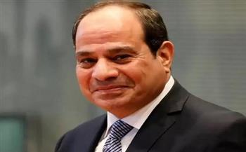 السيسى يعرب عن تطلع مصر لمواصلة التعاون مع البنك الأوروبى لإعادة الإعمار والتنمية