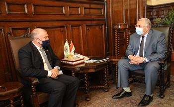 وزير الزراعة يبحث مع سفير أستراليا بالقاهرة آفاق التعاون بين البلدين