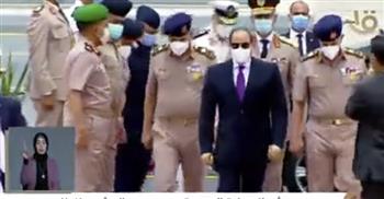 لحظة وصول الرئيس السيسي لمسجد المشير طنطاوي لأداء صلاة الجمعة