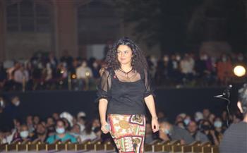 دينا الوديدي تبهر جمهورها على مسرح النافورة بالأوبرا