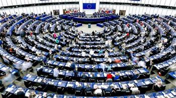 البرلمان الأوروبي يوافق على اتفاق التجارة بعد بريكست بين الاتحاد الأوروبي وبريطانيا