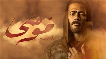 الحلقة الـ 16 من مسلسل موسي.. ظهور حقيقة شبيه إسماعيل ياسين