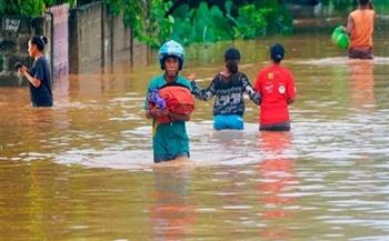 أكثر من 70 قتيلاً بعد فيضانات في إندونيسيا وتيمور الشرقية