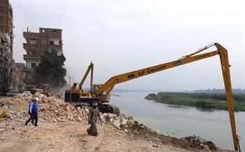 محافظ سوهاج يتفقد بدء أعمال تطوير كورنيش النيل بأخميم بتكلفة 75 مليون جنيه