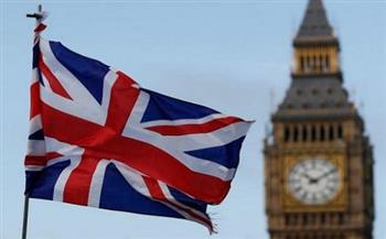 بريطانيا تمدد تأشيرات العاملين الأجانب في الرعاية الصحية مجانا