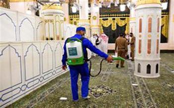 السعودية تغلق 18 مسجدا بسبب "إصابات كورونا" بين المصلين