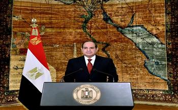 الرئيس السيسي: أنا على يقين من قدرة عمال مصر في استكمال مسيرة التنمية