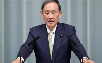 رئيس وزراء اليابان يؤكد ضرورة التسريع في عمليات الموافقات على لقاحات كورونا