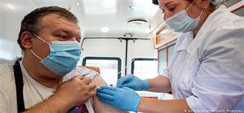 ألمانيا تنجح في تطعيم ثلث مواطنيها باللقاح المضاد لفيروس كورونا