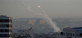 إطلاق رشقات صاروخية من قطاع غزة باتجاه مستوطنات إسرائيلية