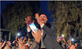محمد إمام يحتفل بانتهاء تصوير مسلسل النمر