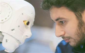 محمود الكومى الحاصل على جائزة جنيف للاختراعات: أطور «روبوت» جديدًا لمواجهة كورونا (حوار)