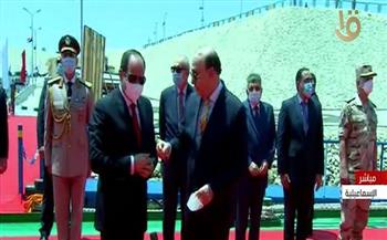الرئيس السيسى يشهد رفع العلم المصرى على الكراكة مهاب مميش