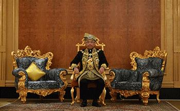 الملك الماليزي للمواطنين: الزموا منازلكم لمواجهة تفشي كورونا