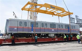 وزير النقل يعلن وصول القطار التاسع الكوري للخط الثالث للمترو و6 قطارات لـ«الثاني»