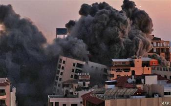 استشهاد فلسطيني إثر غارة للاحتلال الإسرائيلي على غزة وإصابة العشرات في مواجهات بالضفة