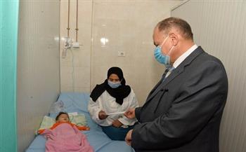 محافظ أسيوط يزور مستشفى الإيمان والشاملة لتهنئة المرضى بعيد الفطر