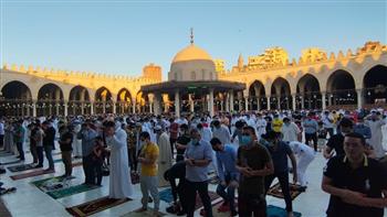صلاة العيد من جامع عمرو بن العاص بالقاهرة (صور)