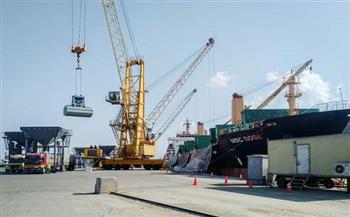 تداول 22 سفينة للحاويات والبضائع العامة بميناء دمياط