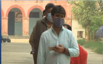 متخصص في الشئون الأسيوية يوضح أسباب انتشار مرض العفن الأسود في الهند (فيديو)