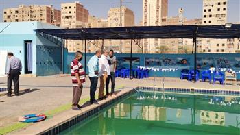 في جولة مفاجئة.. وكيل وزارة الرياضة يأمر بإيقاف تشغيل حمام سباحة قليوب