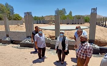 رئيس مدينة سفاجا تتفقد مشروعات «حياة كريمة» بقرية النصر