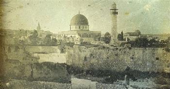 خبير آثار: إسرائيل تحول الأثار الإسلامية والمسيحية في القدس إلى ملاهي وبارات