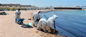 البيئة تكشف حقيقة تلوث ميناء الإسكندرية نتيجة تسرب بقع زيتية من السفن
