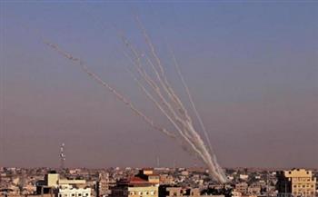 5 مباني منهارة.. فيديو يكشف حجم الضرر الذي أحدثته صواريخ غزّة في تل أبيب
