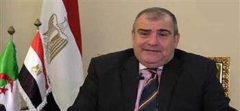 سفير مصر بالجزائر يبحث مع وزير المؤسسات الصغيرة الجزائري التعاون المشترك