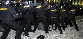 منح الشرطة في بيلاروس المزيد من الصلاحيات لقمع المتظاهرين