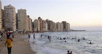 رئيس «المصايف» بالإسكندرية: إلزام مستأجرى الشواطئ بتطبيق الإجراءات الاحترازية (خاص)