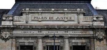 محكمة فرنسية تؤيد قرارا بمحاكمة مشتبه به في تفجير كنيس في باريس قبل 40 عاما