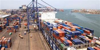 تداول 23 سفينة حاويات وبضائع العامة بميناء دمياط