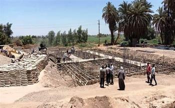 محافظ أسوان يتابع مشروعات «حياة كريمة» وتطوير الريف المصري 