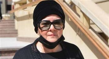 رامي رضوان يكشف آخر تطورات الحالة الصحية للفنانة دلال عبد العزيز 