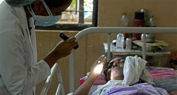 ابنة أول مصابة بـ«الفطر الأسود» في مصر: «أمي مبقتش تشوف»