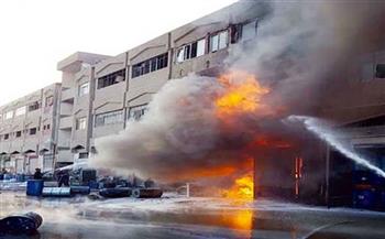 انتداب المعمل الجنائي لمعاينة حريق مصنع بمدينة 6 أكتوبر