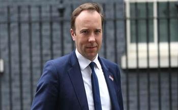 وزير الصحة البريطاني يدافع عن طريقة تعاطي الحكومة مع جائحة كورونا