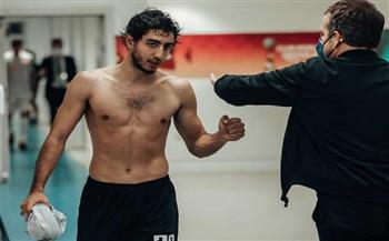  محمد هاني يشتكي من العضلة الخلفية 