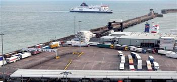 بريطانيا: مظاهرة مناهضة للهجرة تغلق الطرق بالقرب من ميناء دوفر